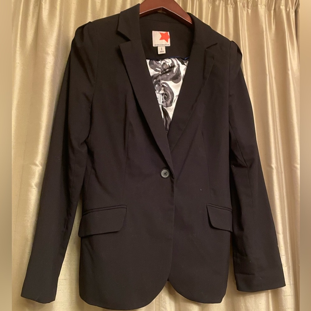 Women’s Blazer